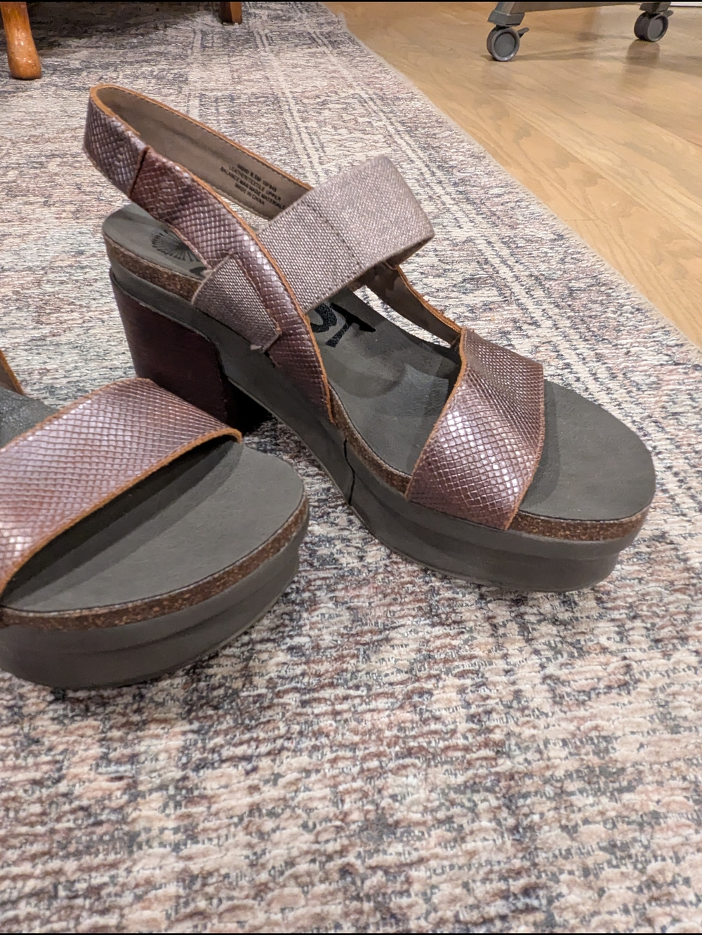 OTBT Indio Platform Block Heel Slingback Sandals - Picture 3 of 4